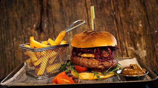 Bryggjan Brugghus Bistro & Brewery